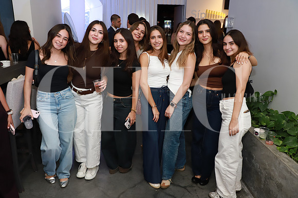 Eugenia Bermeo, Diana Sanchez, Ana Pau Baez, Paulina Garza, Alexia Garza, Andrea Gonzalez, Andrea Partida y Miranda Williams 5