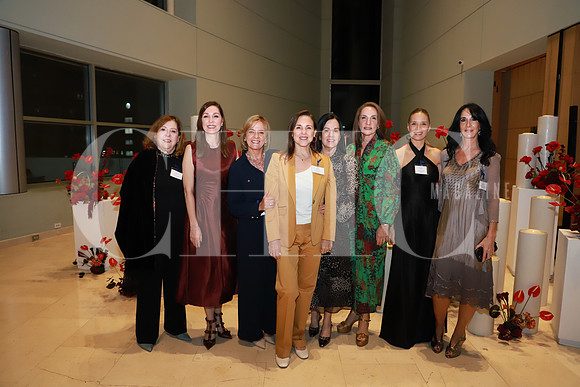 Silvia Barba, Laura Garza, Nohemi Suess, Lorena Medellin, Sandra González de Carrasco, Isabel Ruenes de Martin, Gina Zertuche y Ana Roesch de Rubies 2