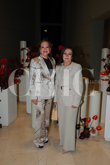 Graciela Garza de Torres y María Teresa de Luna