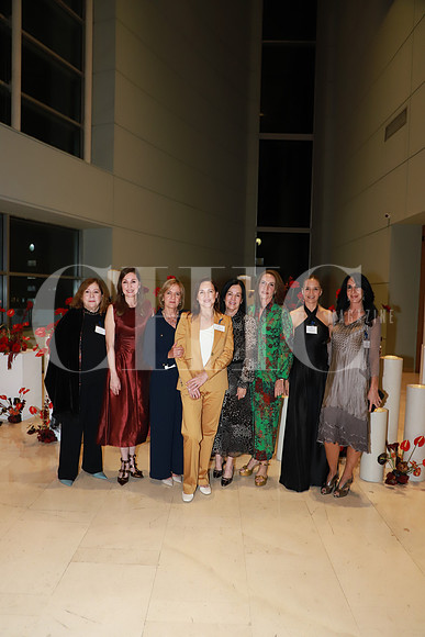 Silvia Barba, Laura Garza, Nohemi Suess, Lorena Medellin, Sandra González de Carrasco, Isabel Ruenes de Martin, Gina Zertuche y Ana Roesch de Rubies 1