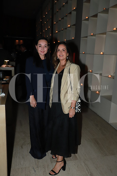 Caro Flores y Verónica Martínez 0