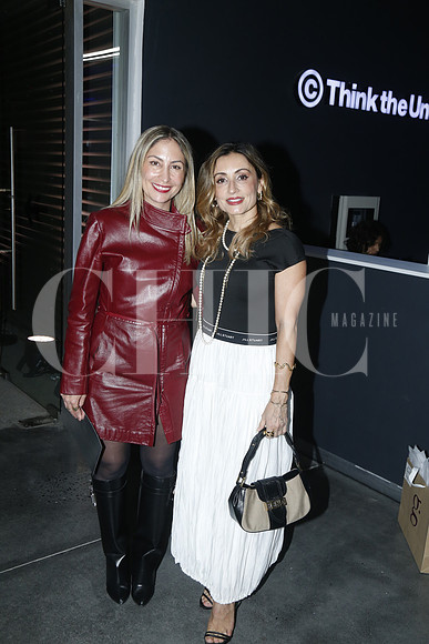 Vanesa Villarreal y Lourdes Tirado de Becerra,