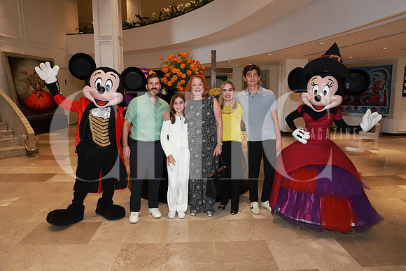 Jorge Guzmán, Eva Guzmán, Martha Treviño de Guzmán, Olga Chapa de Guzmán y Gabriel Guzmán 0