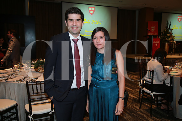 Alejandro Gil y Katiana Zambrano de Gil