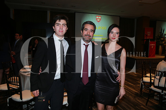 Maximo Martínez, Pedro David Martínez e Ivanna Martínez