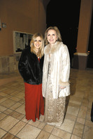 Bárbara Chapa de Martínez y Claudia Zorrilla de Parás