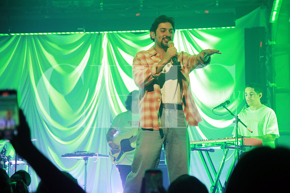 Tony Mils (16)