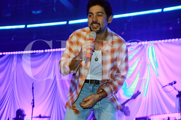 Tony Mils (3)