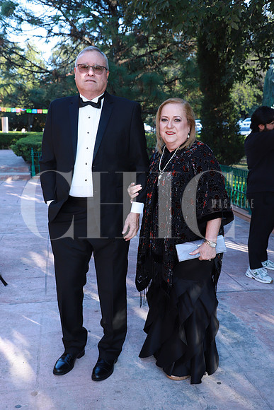 José Paredes y Guadalupe González