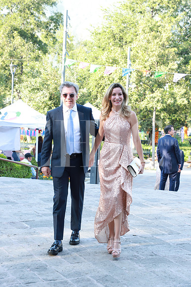 Ismael Gómez y Magala Martínez de Gómez1