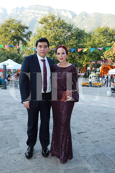 Arturo Moyeda y Mónica García de Moyeda 1