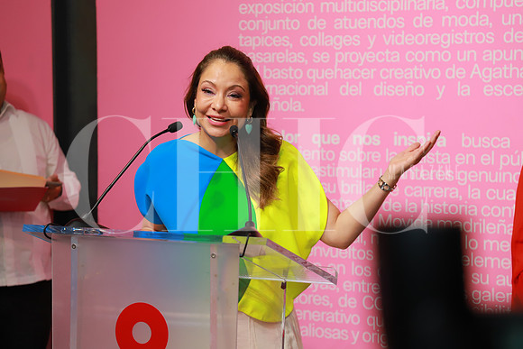 Leslie García Novak 5