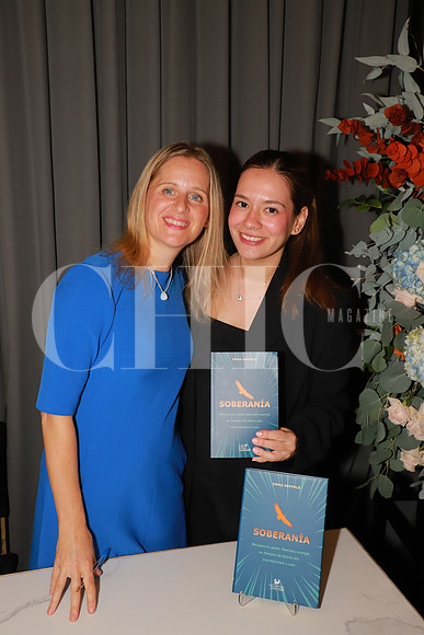 Emma Seppala y Tere Villarreal 8