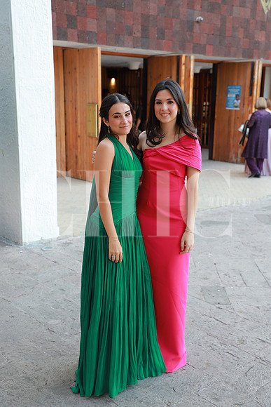 Daniela Garza y Carola de la Garza Evia 3