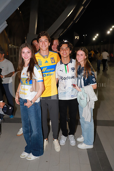 Camila Naya, Federico Clariond, Federico Villarreal y Fernanda Lankenau 2