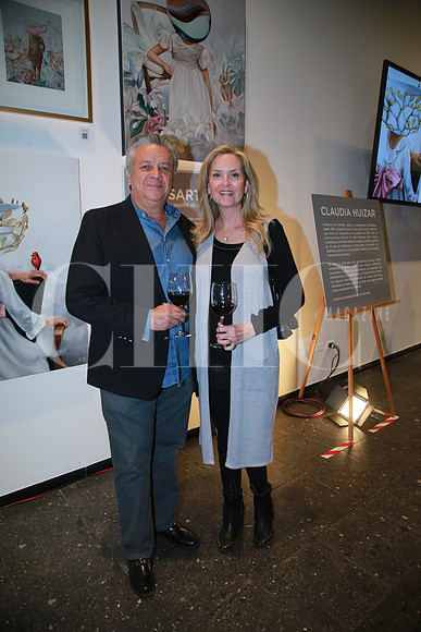 Agustin Suárez y Cristy Barker (3)