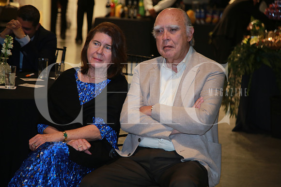 Angela Stelzer de Canales y Fernando Canales