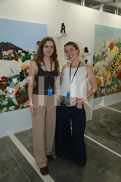 Valeria Zambrano y Dana Zvulun (3)
