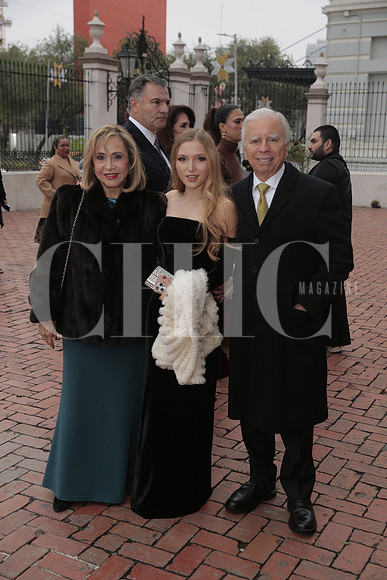 Maria Clariond, Valeria de la Garza y Oscar de la Garza 11