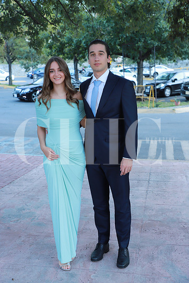 Vanessa Arnaud y César Mena 0