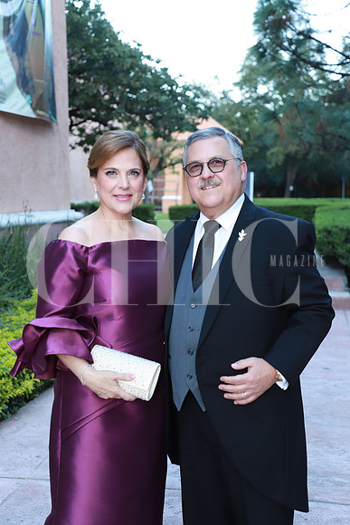 Nancy Rodríguez de Elosúa y Luis Elosúa ( Papás Novio) 0