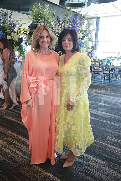 Gabriela Garza de Gracida y Mónica Castellanos (2)