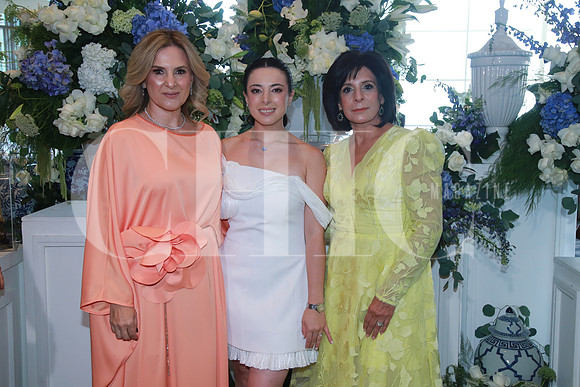 Gabriela Garza de Gracida, Dany Gracida y Mónica Castellanos (2)