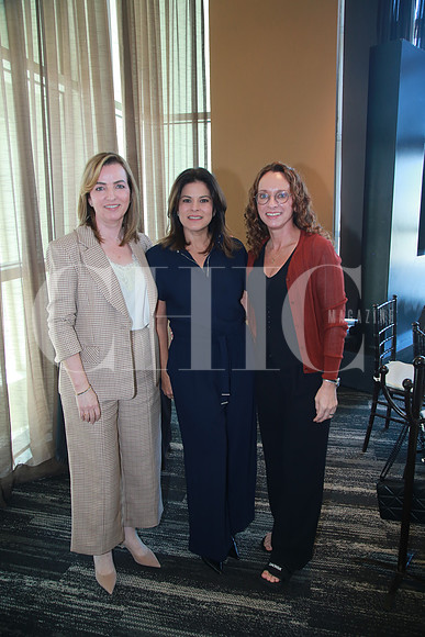 Martha Taméz de Garza, Melissa G de Martínez y Ofelia Poinsot de Tijerina (2)