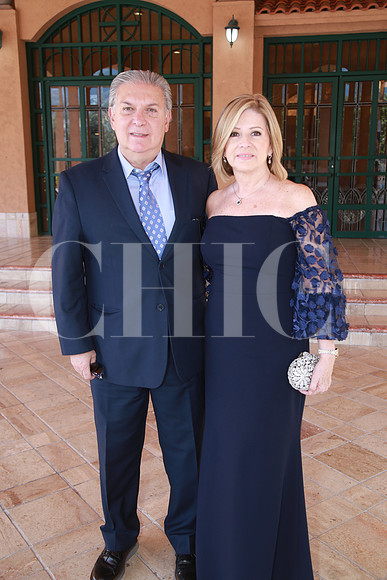 Ernesto Olivares y Ladimia Pérez de Olivares (2)