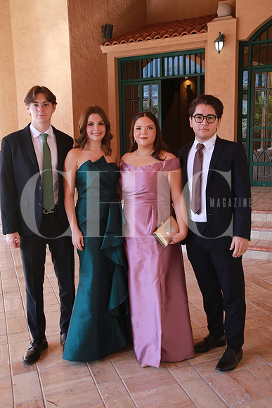 Julián González, Karla Villarreal, Aranza García y Carlos Villarreal