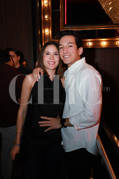 Mariel Salazar y Adolfo Pérez 0