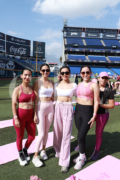 Estrella Loa, Monserrat Preciado, Irlanda López, Melisa González y Ana Barragán 0