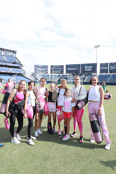 Ana Quintanilla, Emilia Avila, Eugenia Garza, Anais Vanes Quintanilla, Michelle Montmayor, Samantha Montemayor, Cristina Gutiérrez y Belen Guajardo 0
