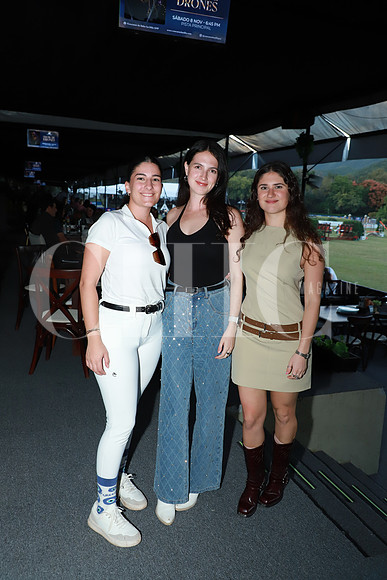 Ana Marcos, Eugenia Rodríguez y Camila González 0
