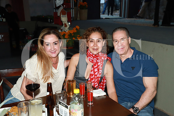 Jesica Ramírez, Atzimba Ruiz y Juan Carlos Rodríguez 1