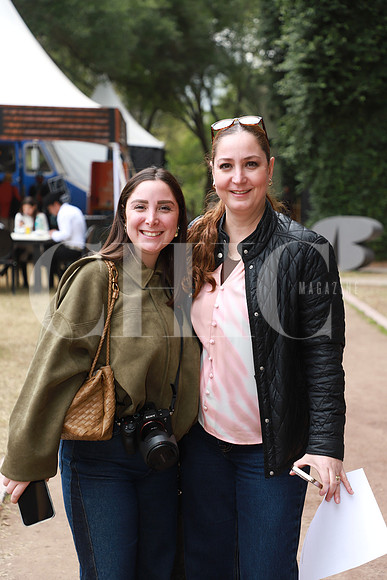 Mafer Cabriales y Elsa Sánchez 1