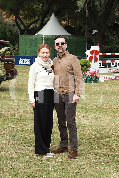 Alejandra Romo y Alfonso Romo 1