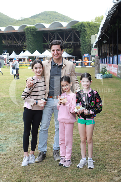 Albana Garza, Eugenio Garza, Alondra Garza y Alegra Garza 1
