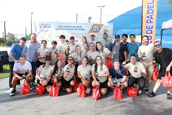 Campeónes 1 lugar 0