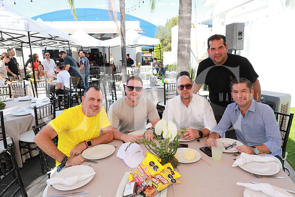 Raúl Garza, Luis Cordero, Gabriel Vázquez, Carlos Villarreal y Alejandro Calles 0