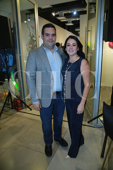 Antonio Salinas y Priscilia del Angel