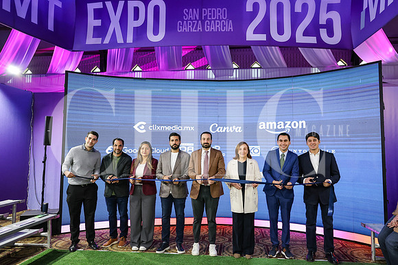 Daniel Garza, Adrián Marcos, Jazmín Moreno, Juan Pablo Castuera, Mauricio Farah, Mercedes Zorrilla, Luis Susarrey y Gerardo Benitez