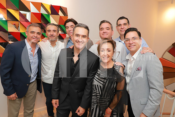 Luis W Guajardo y sus amigos 4