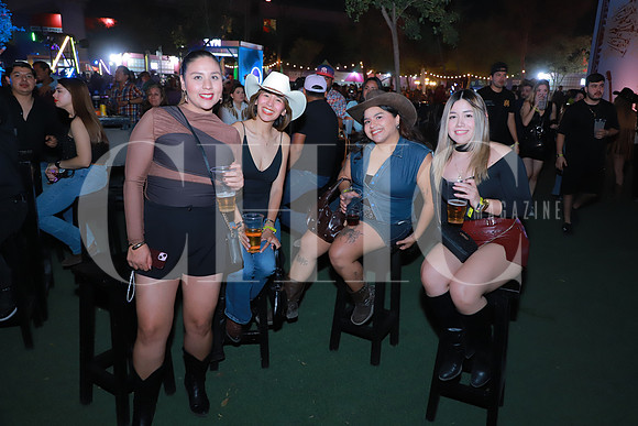 Giselle Reyes, Paola Garavito, Samantha Acosta, Chantal Hernandez 2