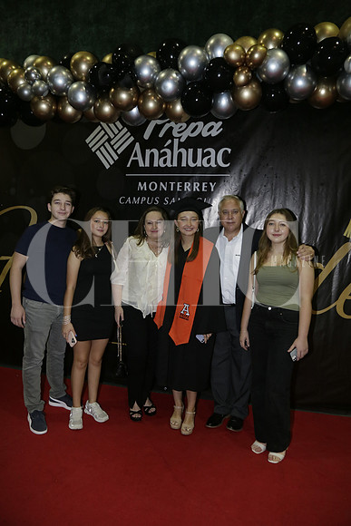 Pablo Batarse, Lucy Batarse, Margarita Quintanilla de Batarse, Magy Batarse, Jesus Batarse y Sofi Batarse (3)