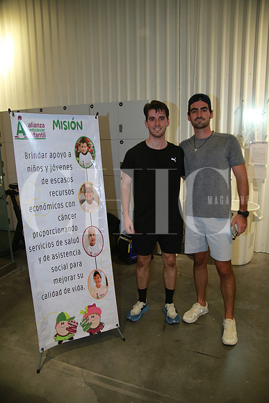 Diego Benitez y Adrián González (2)