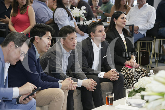 Shichuan Zhufu, Tony Chi y Alfredo Villanueva