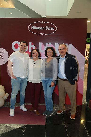 Jaime Antonio Paullada, Lucia Romero, Ariana Jiménez y Jaime Paullada (2)