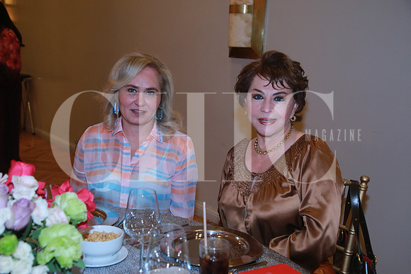 Delia Villarreal y Lourdes Contel