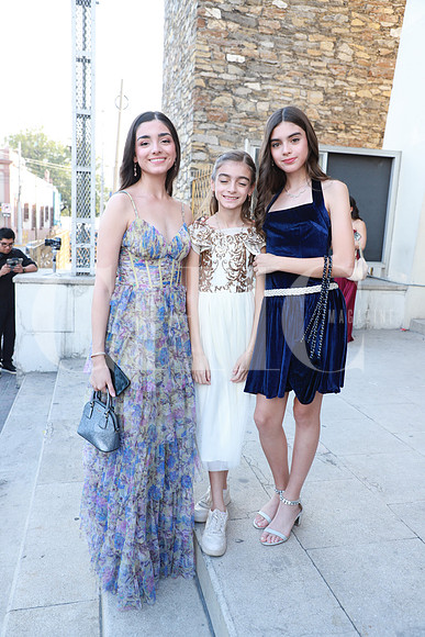 María Hinojosa, Lucia Hinojosa y Romina Hinojosa 1